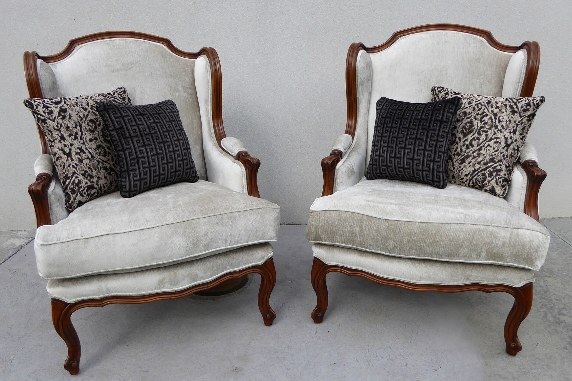 Wingback Chairs | Contemporary Designer Luxury Wingback Armchairs