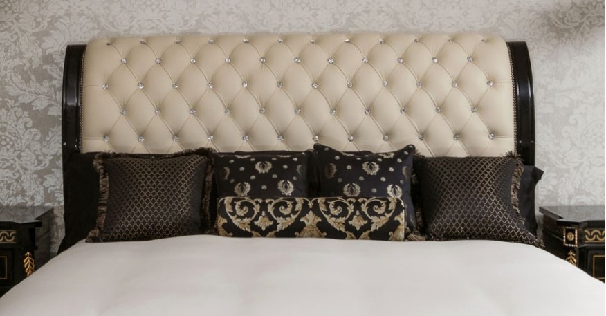 Picture of Luxurious Penthouse Master Suite: Ultimate Bedroom Ideas