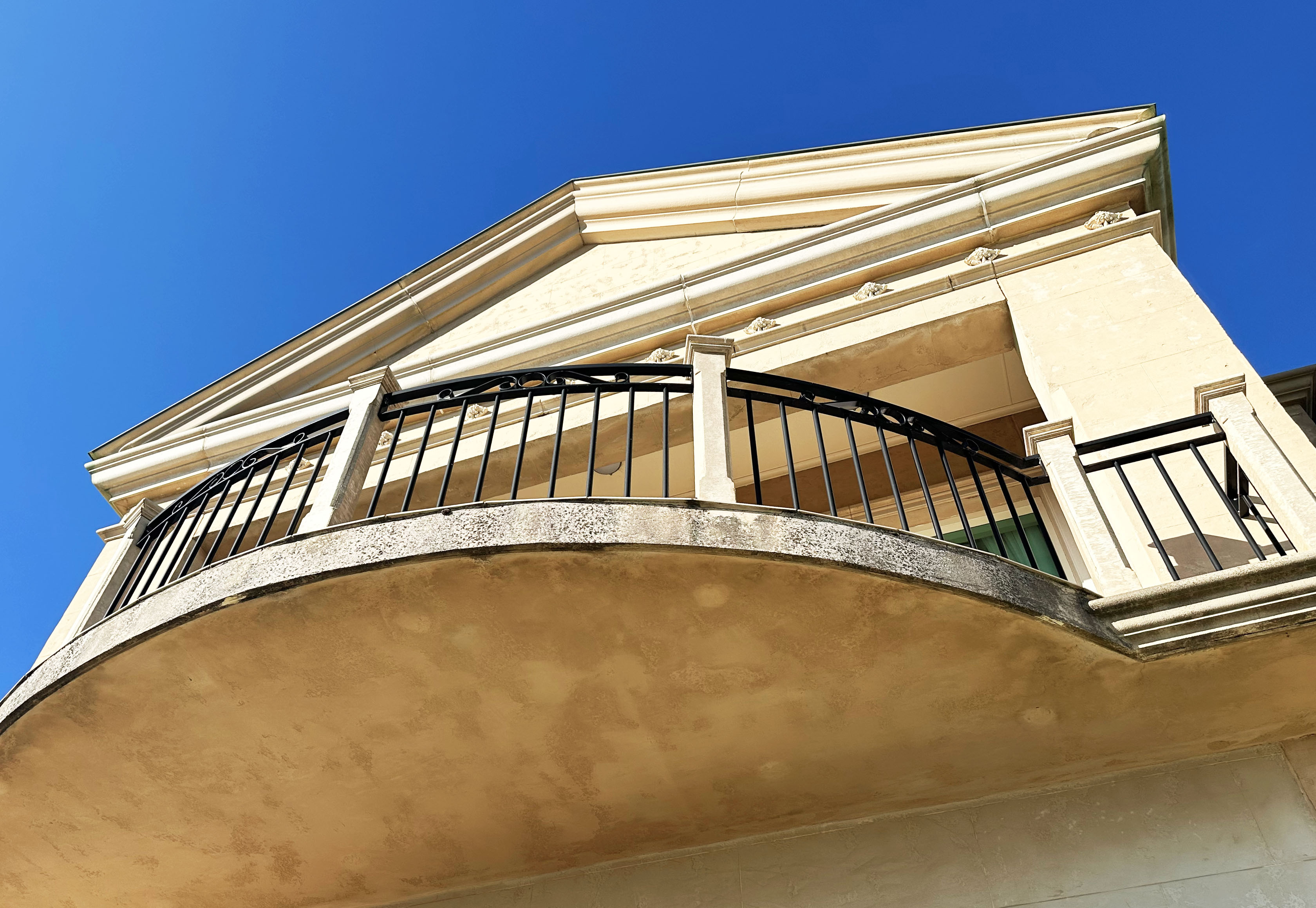 Italianate Interior - Luxury Interior Designer, Mark Alexander