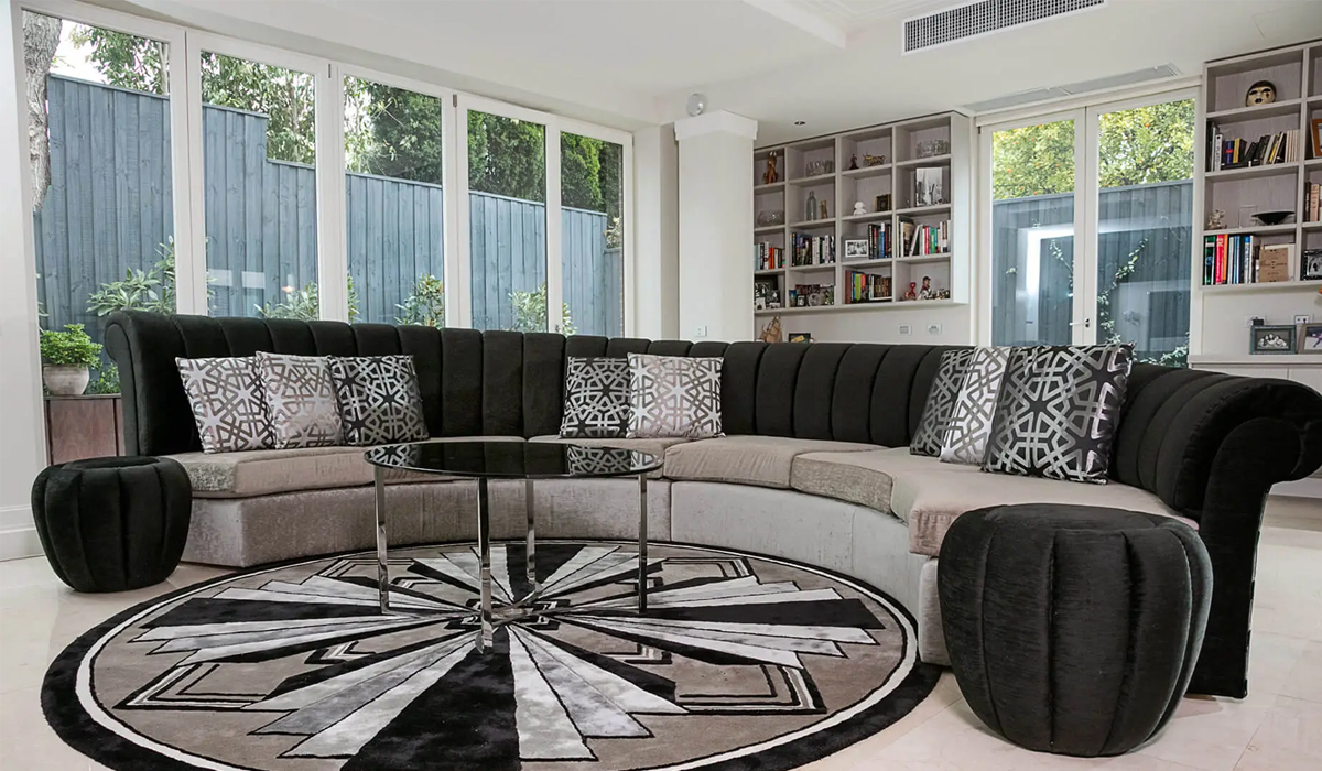 The Value of Handcrafted Luxury Sofas in Interior Design