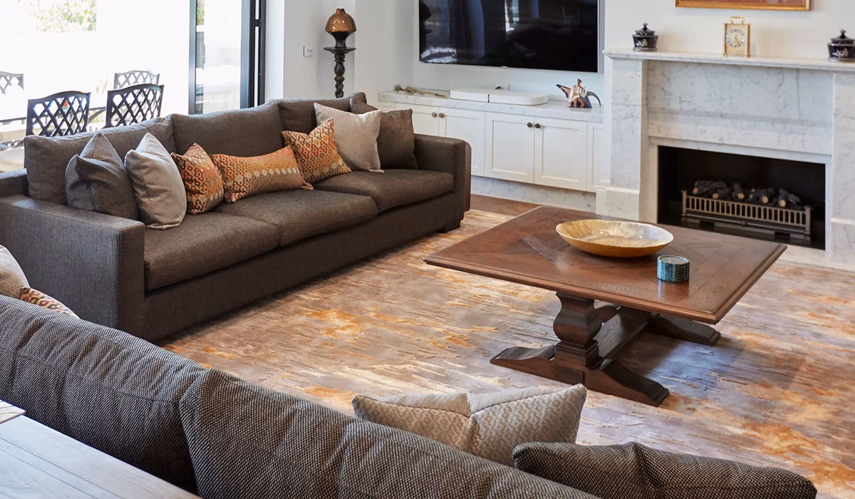 How an Interior Design Company That Manufactures Differs From One That Decorates